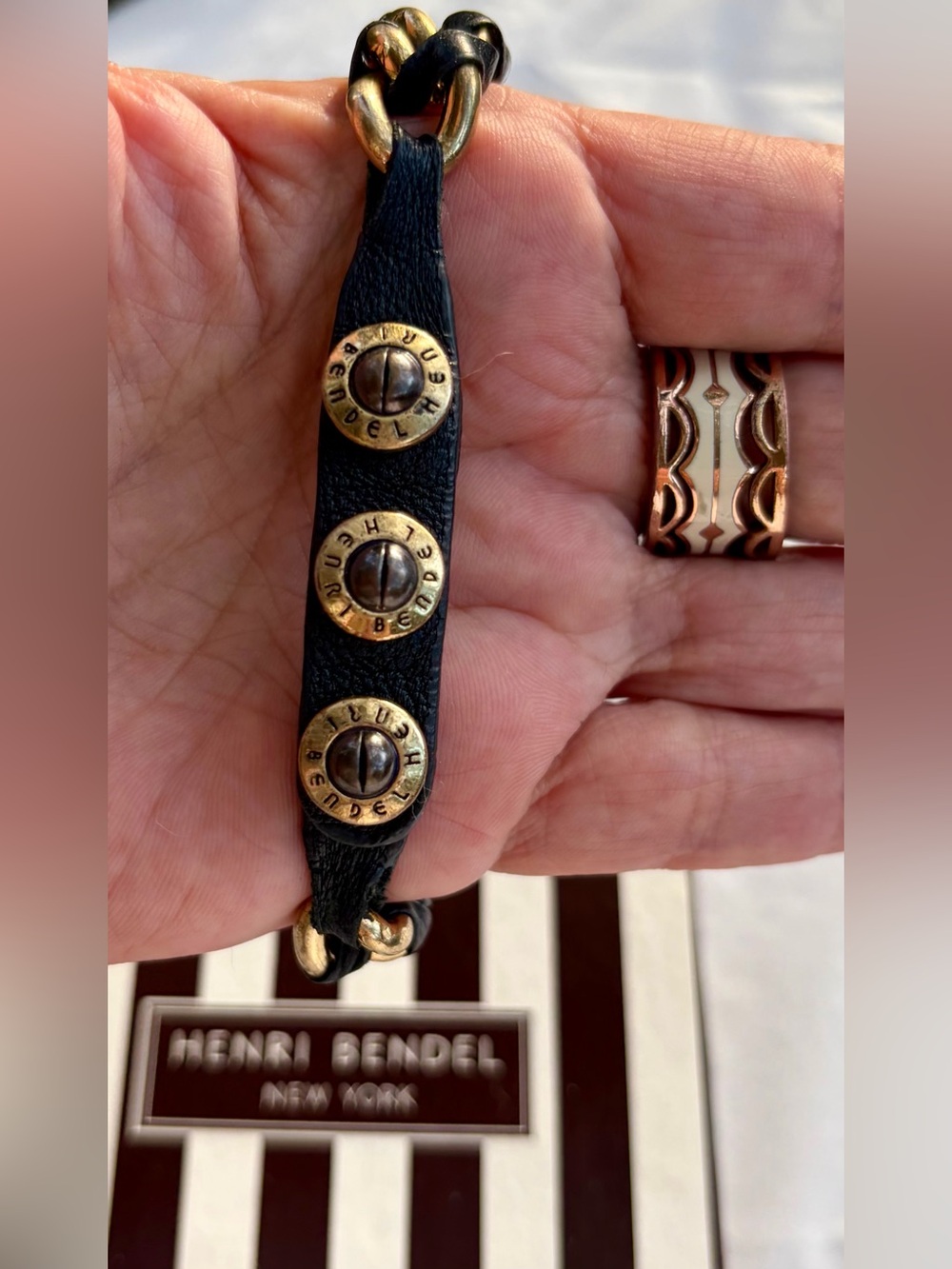 EUC! FULL INCLUSION HENRI BENDEL Black Leather Bracelet with Gold Chain Accents